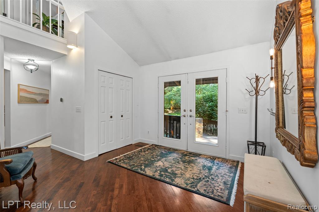 5075 Canyon Oaks Drive, Brighton, MI 48114 — Photo 5