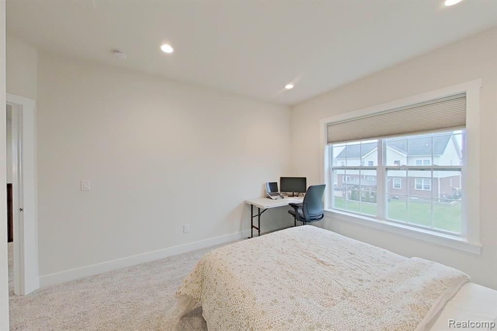 51060 LAUREL Park Drive, Canton, MI 48188 — Photo 30