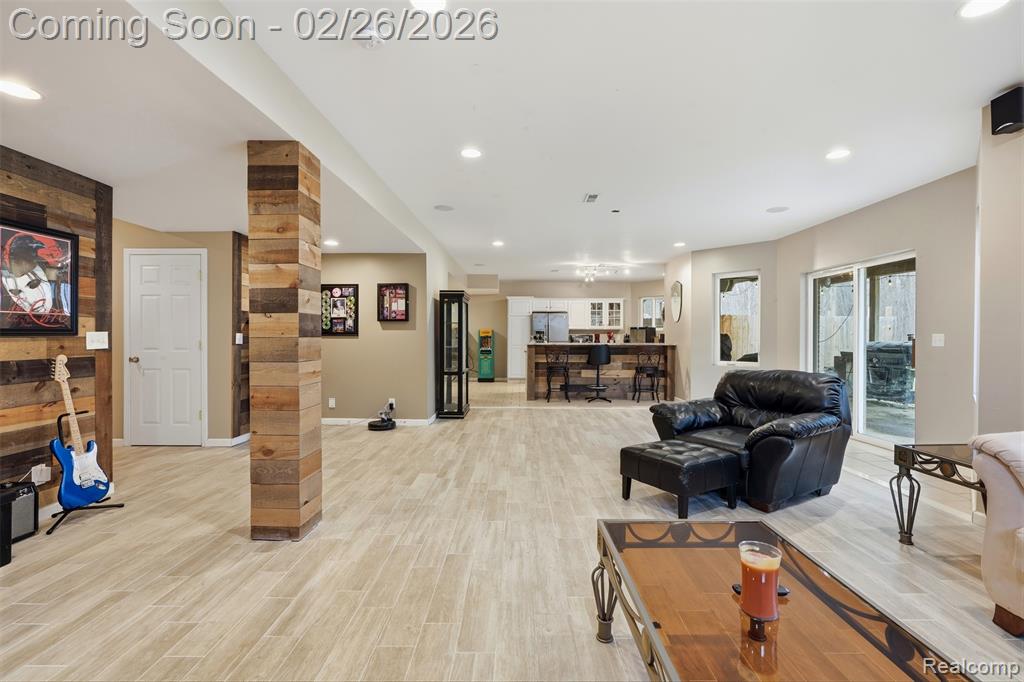 65690 North Avenue, Ray, MI, 00000