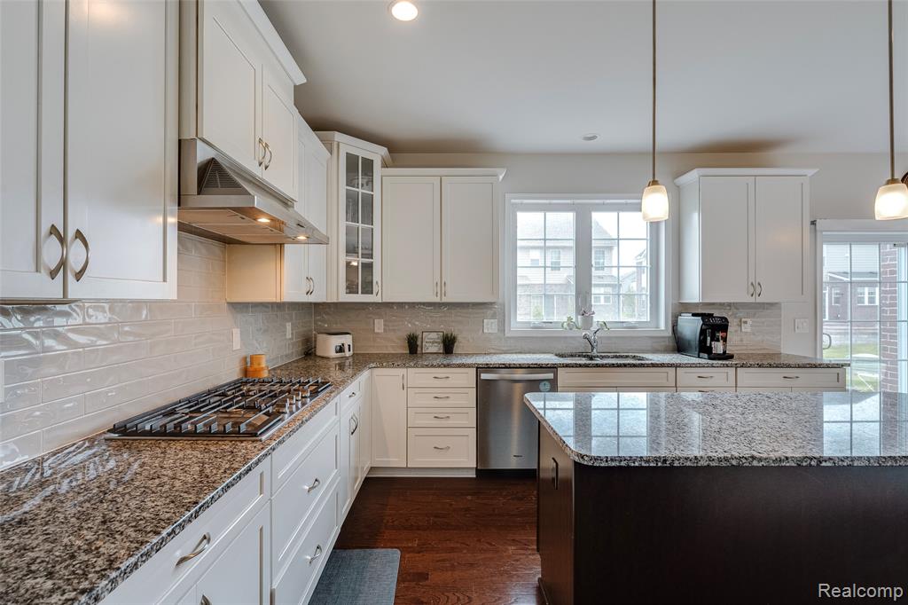 51011 Rockingham Drive, Canton, MI 48188 — Photo 12