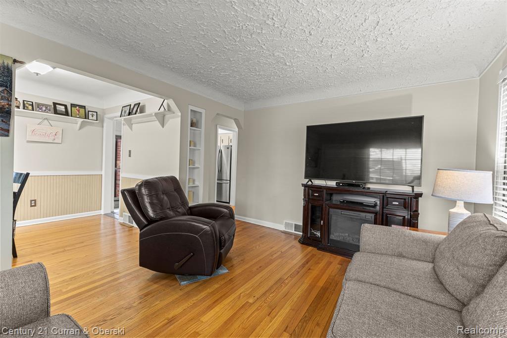 7609 Rosedale Boulevard, Allen Park, MI 48101 — Photo 11