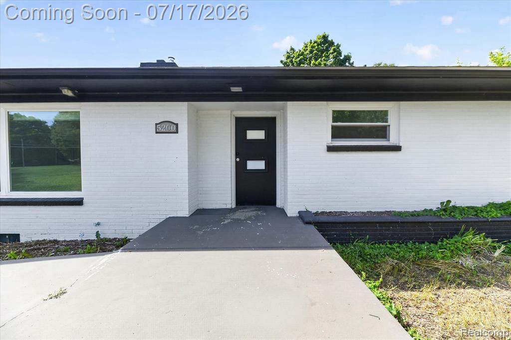 5200 Lapeer Road, Burton, MI 48509 — Photo 3