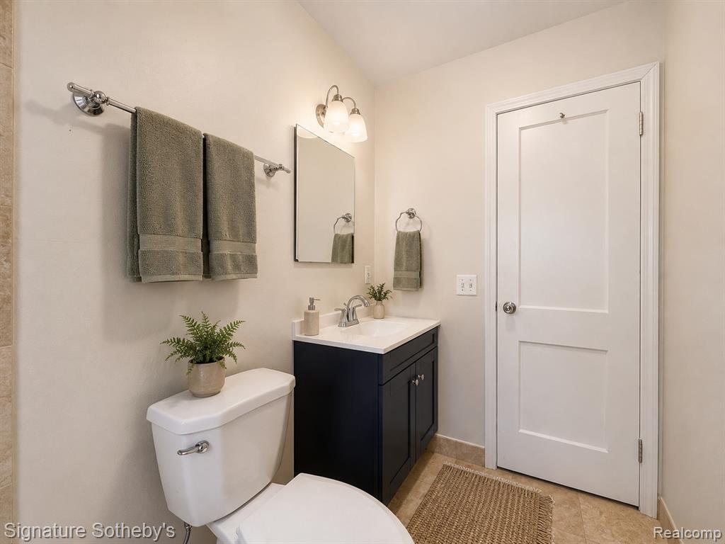 911 S Wilson Avenue, Royal Oak, MI 48067 — Photo 9