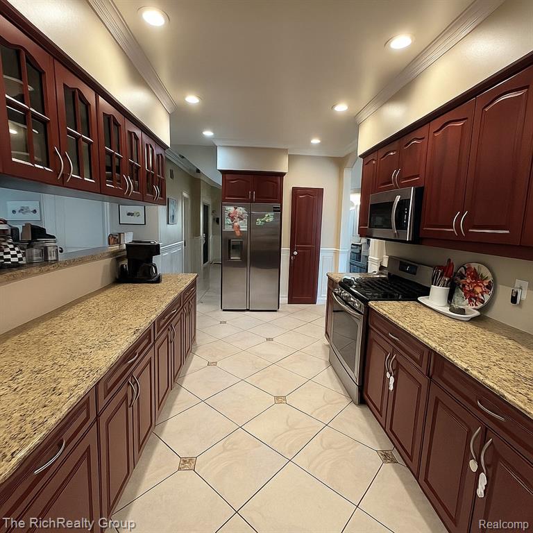 5373 Katherine Street, Dearborn Heights, MI 48125 — Photo 10