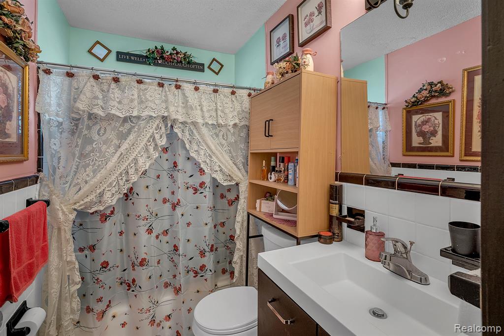 1582 Chandler Avenue, Lincoln Park, MI 48146 — Photo 14