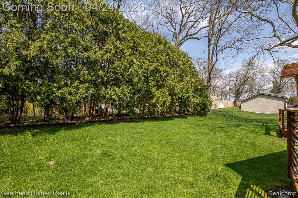 4040 Rollins Avenue, Waterford, MI 48329 — Photo 94