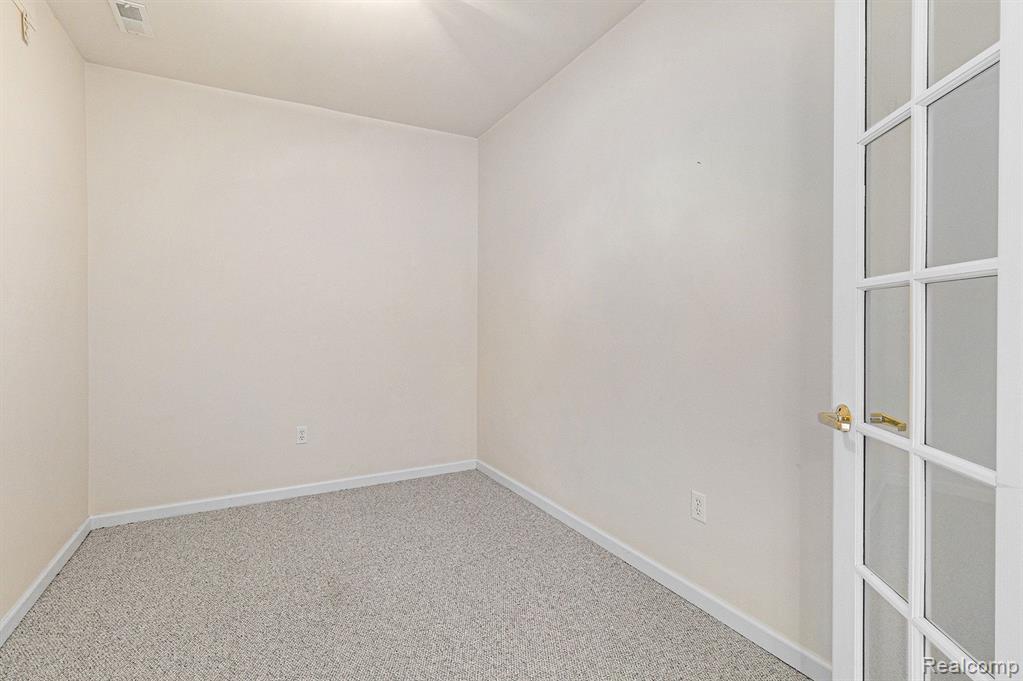 2250 WILLOW TREE Drive, Brighton, MI 48116 — Photo 19