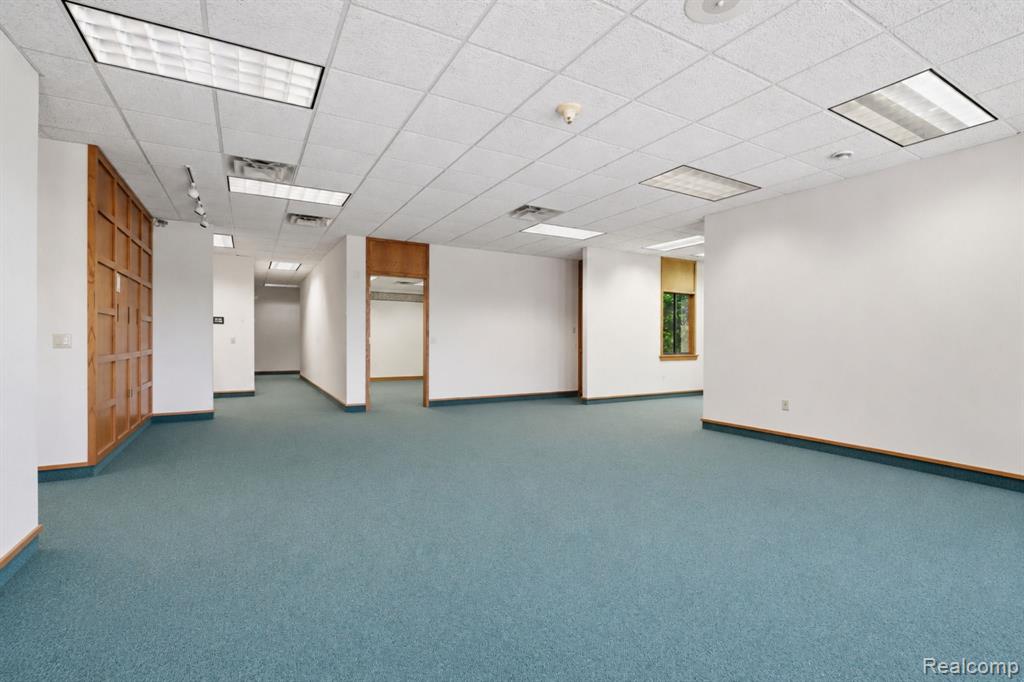 5081 Exchange Drive, Flint, MI 48507 — Photo 13