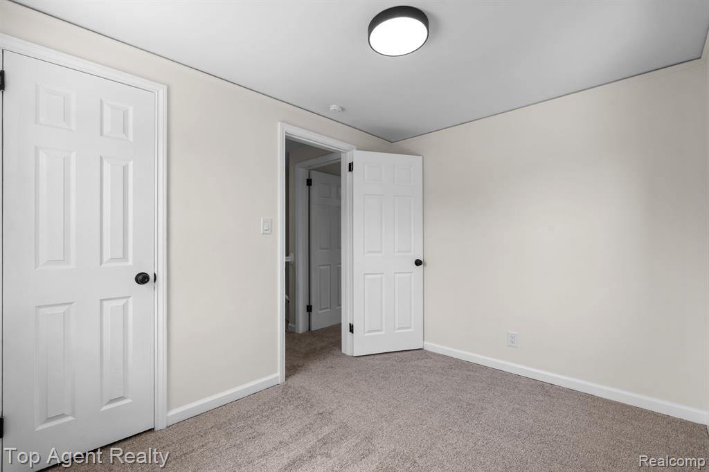 16124 Fielding Street, Detroit, MI 48219 — Photo 28