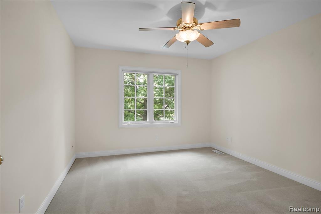 9065 Moonlight Bay, Pinckney, MI 48169 — Photo 29