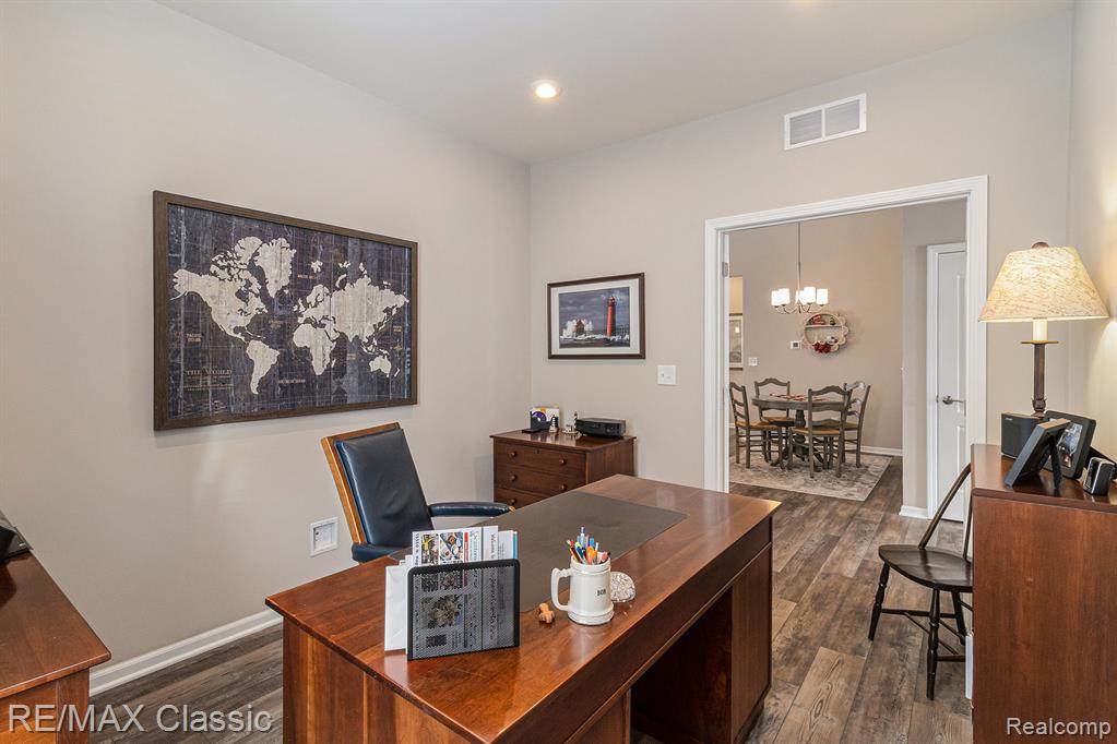 48738 Rockview Road, Novi, MI — Photo 14