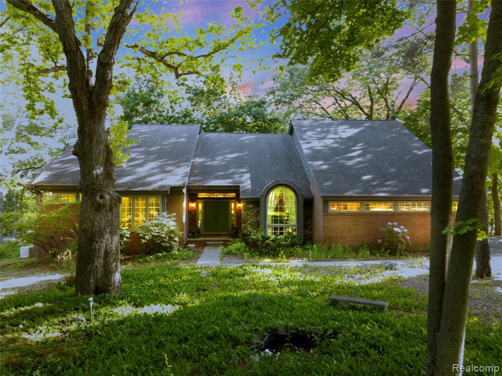 2323 Addaleen Road, Highland, MI — Photo 19
