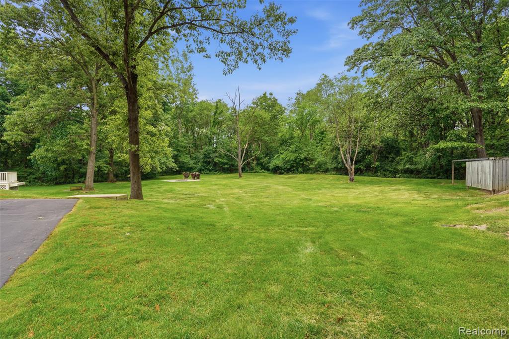 27967 Galien Drive, South Lyon, MI 48178 — Photo 67