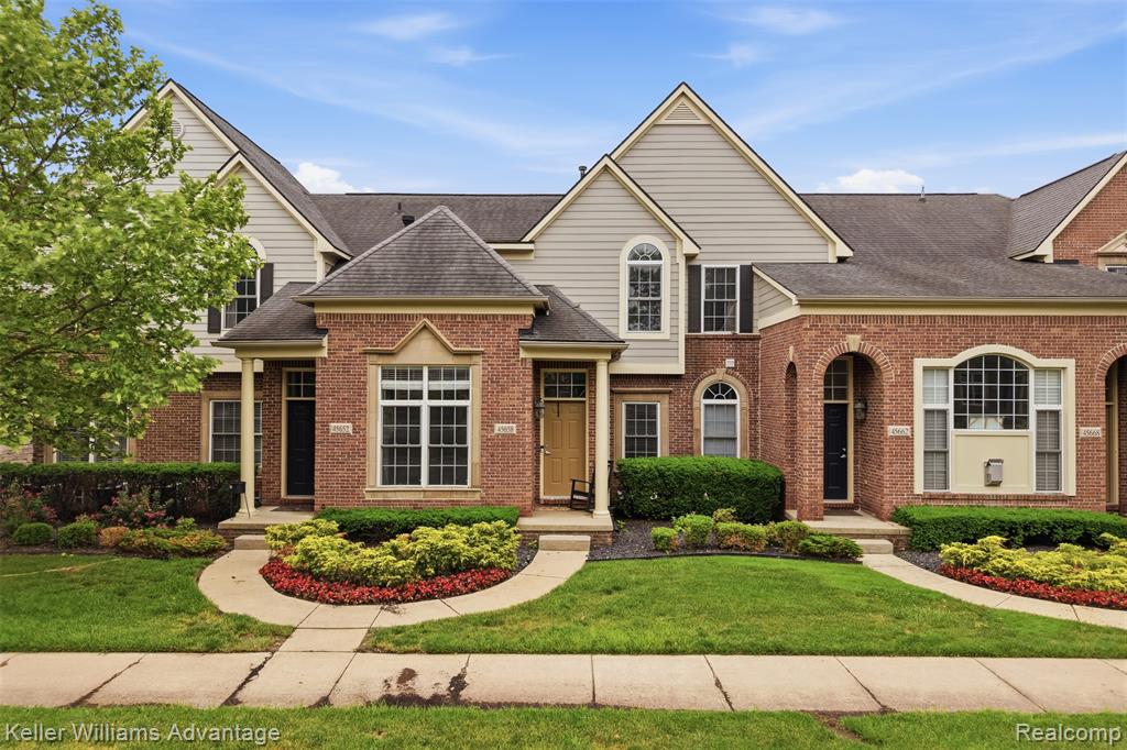 45658 S Stonewood Road, Canton, MI 48187 — Photo 2