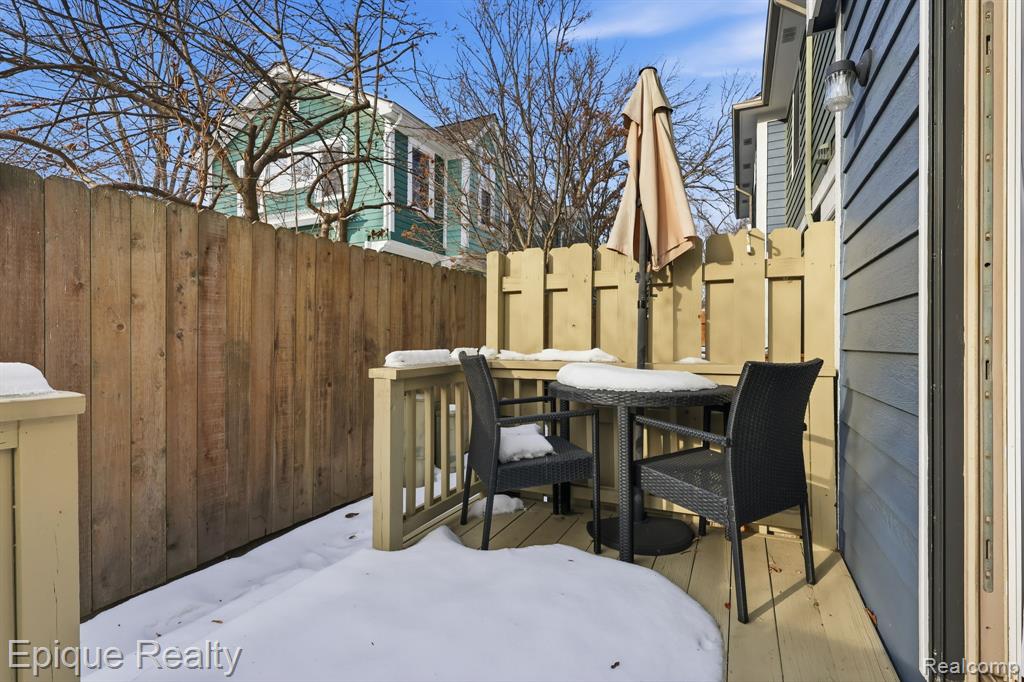 535 W Marshall Street, Fenton, MI 48220 — Photo 9