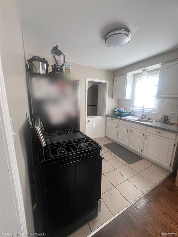24850 Midland, Redford, MI 48239 — Photo 7