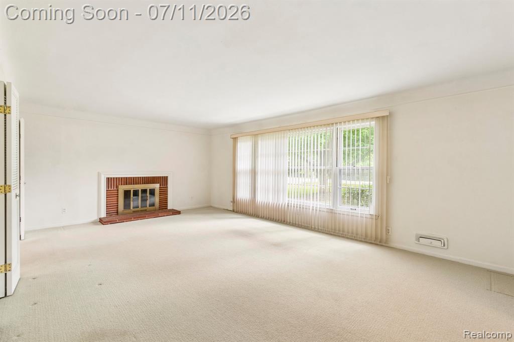 6105 Gilbert Lake Road, Bloomfield Hills, MI 48301 — Photo 4