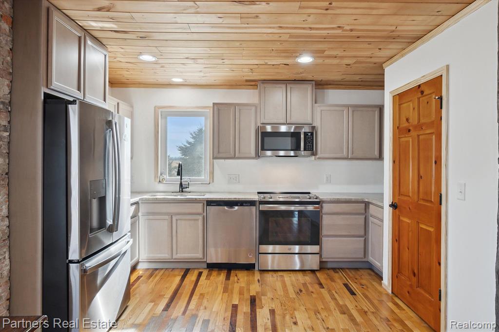 10602 Ferder Road, Maybee, MI — Photo 16