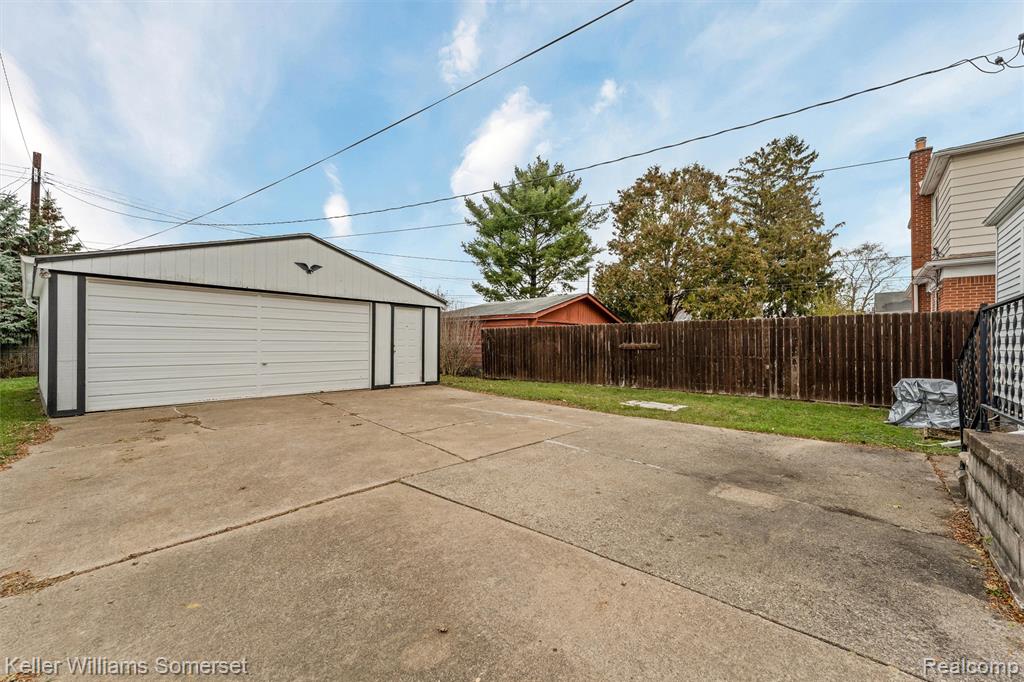 7263 Henry, Center Line, MI 48015 — Photo 19