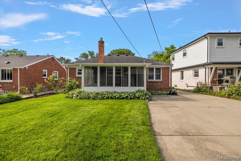 436 W Sunnybrook Drive, Royal Oak, MI 48073 — Photo 54