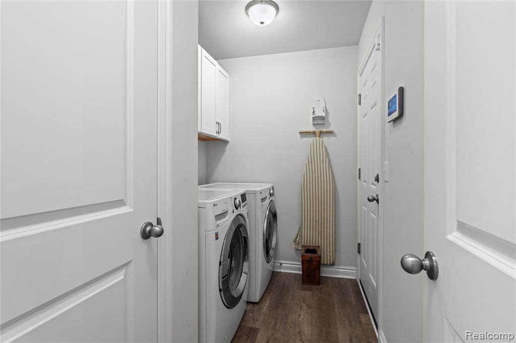 13704 Chester Court, Belleville, MI 48111 — Photo 10