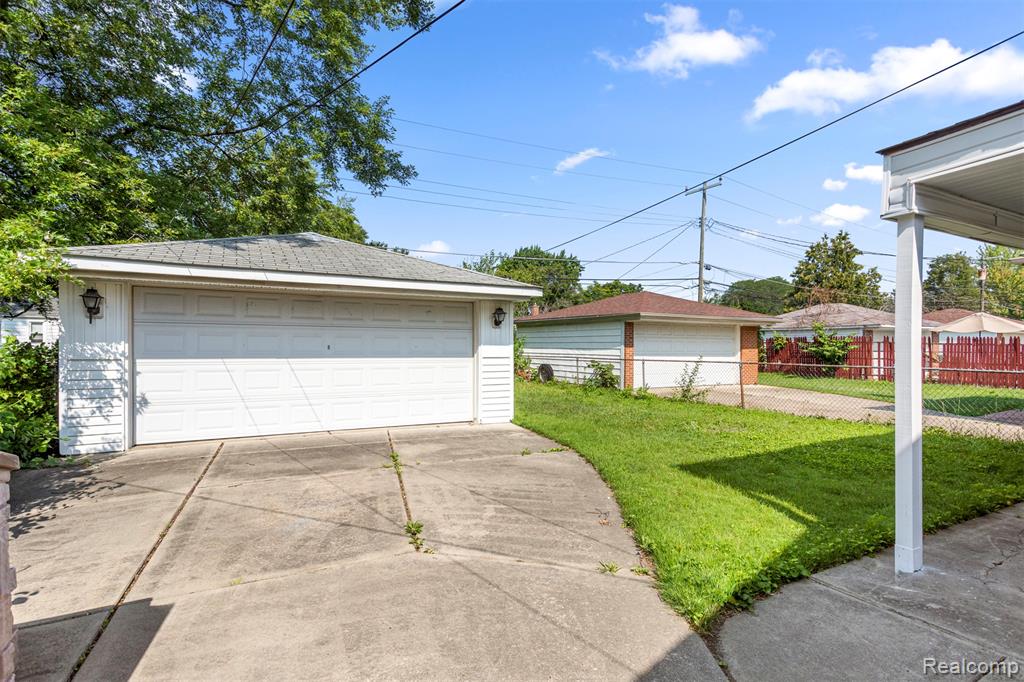 6547 Colonial Street, Dearborn Heights, MI 48127 — Photo 29