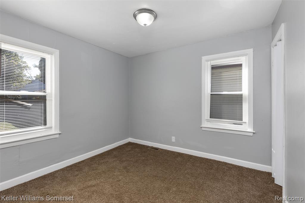 8082 Packard Avenue, Warren, MI 48089 — Photo 9