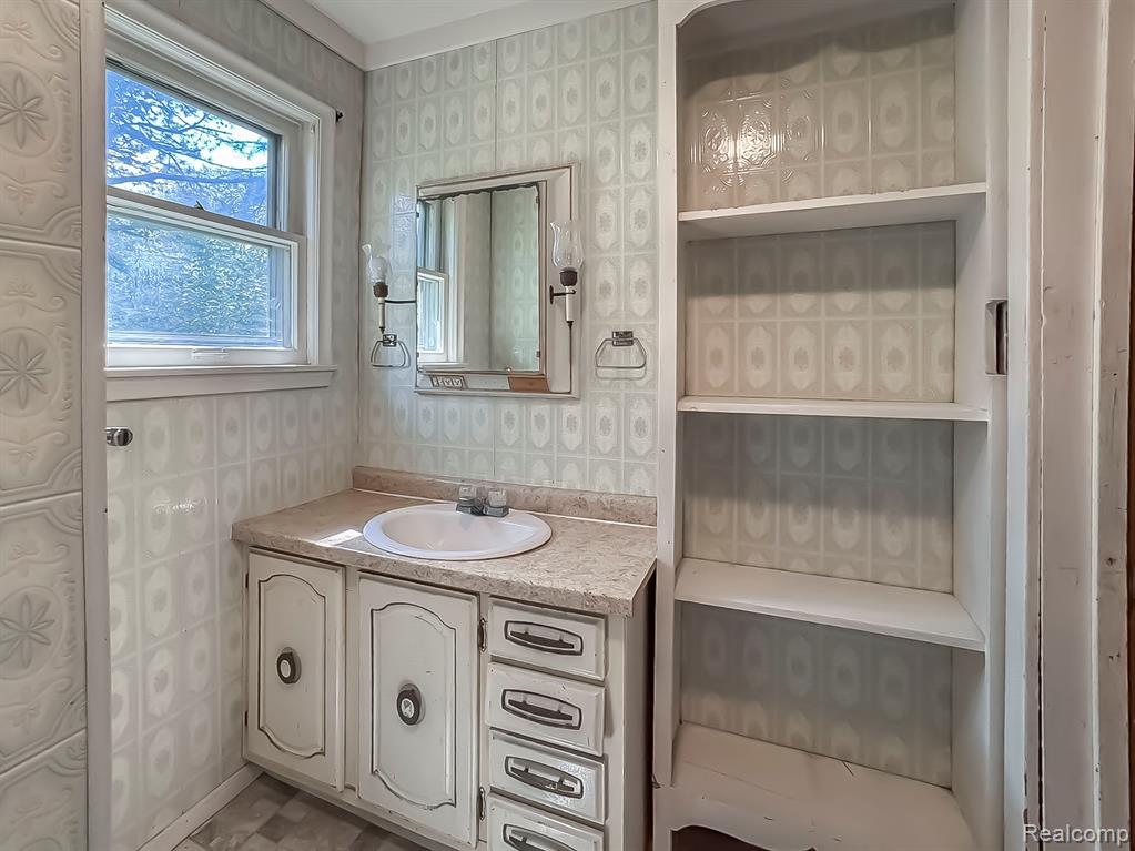 4169 N Belsay Road, Flint, MI 48506 — Photo 18