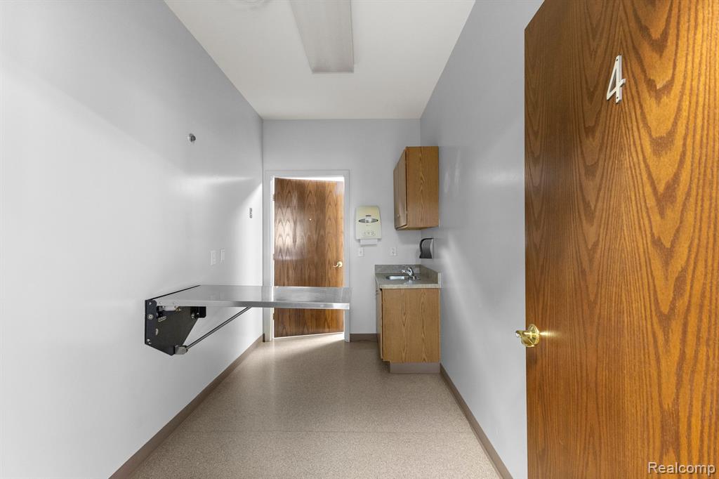 435 SUMPTER Road, Van Buren, MI 48111 — Photo 15
