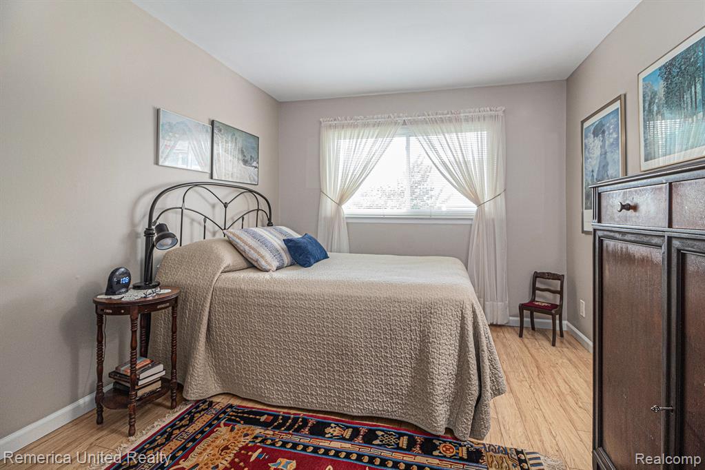 2802 Bombridge Court, Ann Arbor, MI 48104 — Photo 9