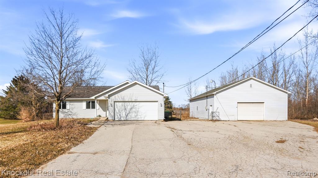 7045 Hospital Road, Freeland, MI 48623 — front exterior