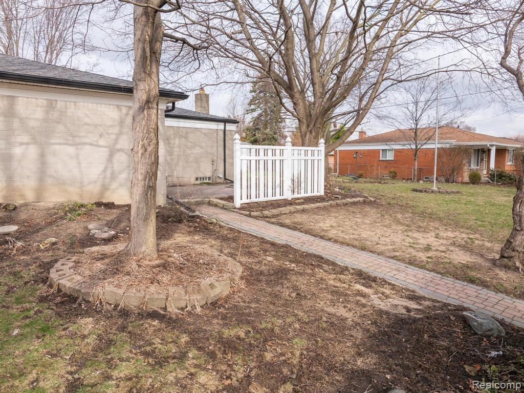 5121 McKinley Road, Warren, MI 48091 — Photo 36