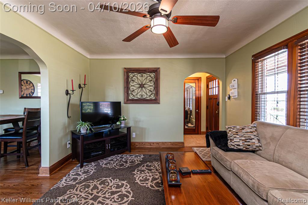 7392 Voerner Avenue, Center Line, MI 48015 — Photo 8