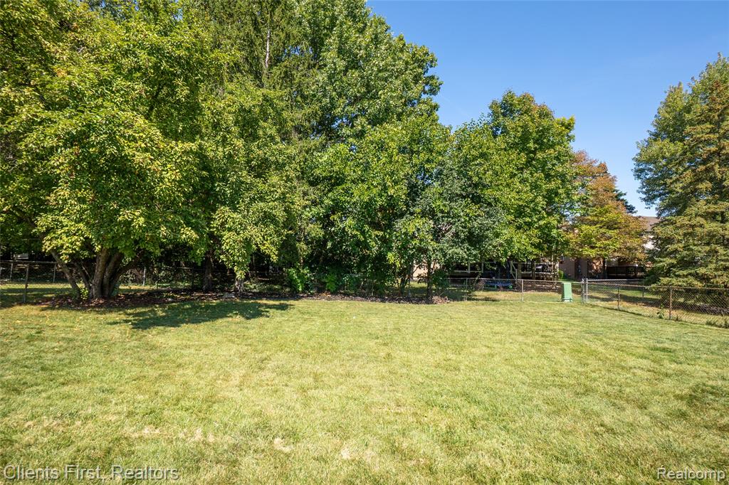 43664 Appomattox Court, Canton, MI 48188 — Photo 33