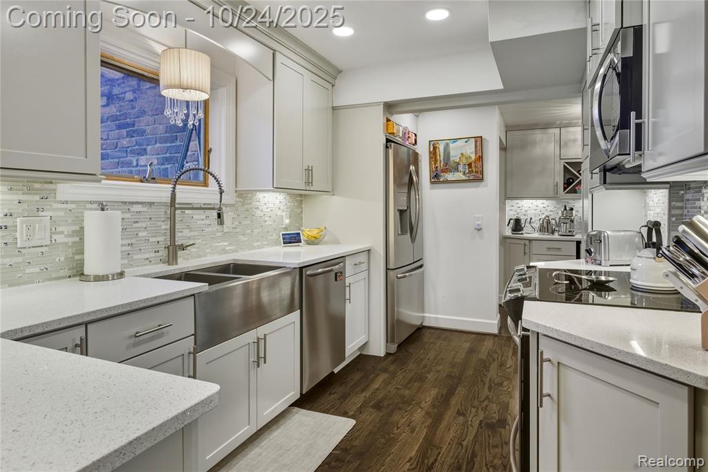 8094 Huntington Road, Huntington Woods, MI — Photo 10