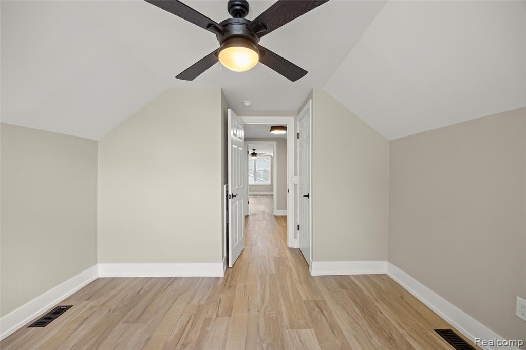54253 Bradshaw Drive, New Baltimore, MI 48047 — Photo 18