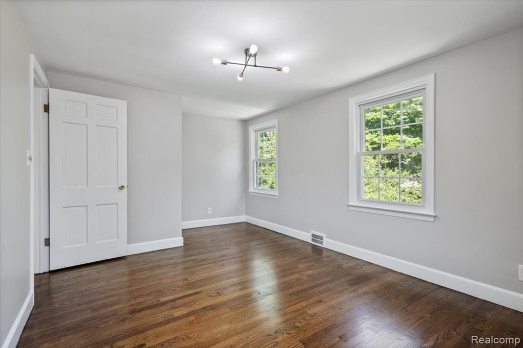 79 WENONAH Drive, Pontiac, MI 48341 — Photo 42