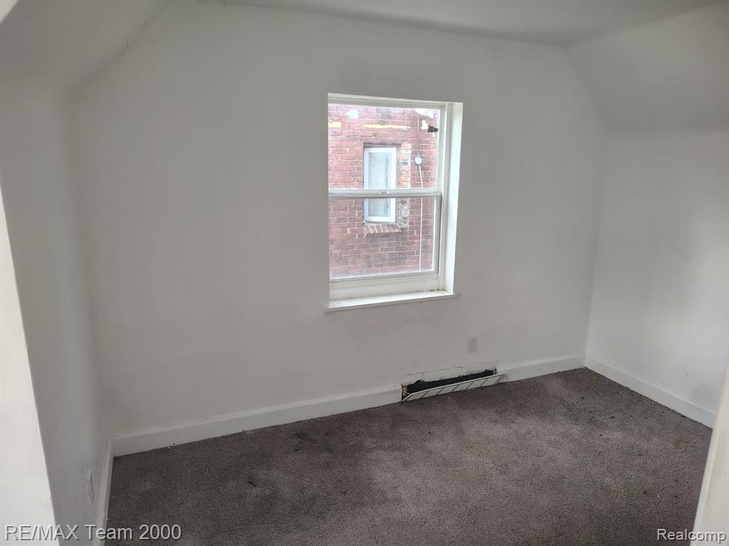 8860 Appoline Street, Detroit, MI 48228 — Photo 37