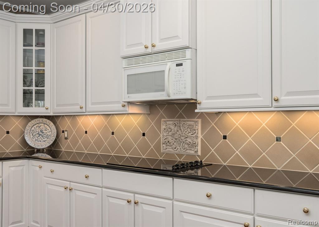 16612 Brooklane Boulevard, Northville, MI 48168 — Photo 15