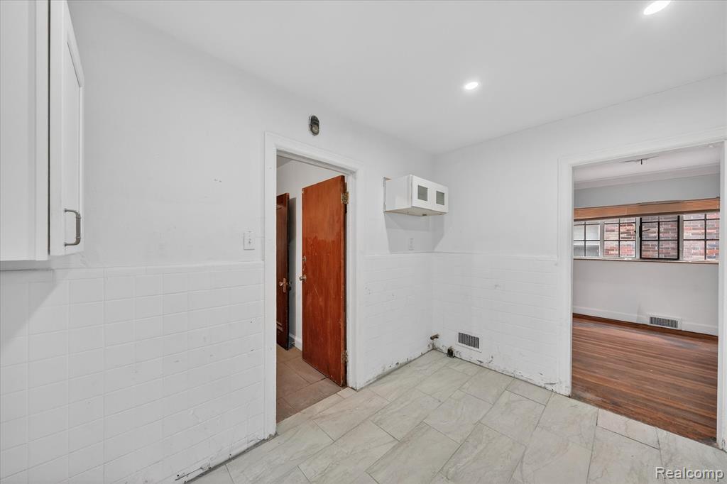 17540 Indiana Street, Detroit, MI 48221 — Photo 14
