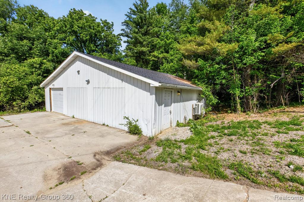 4884 Piersonville Road, Columbiaville, MI 48421 — Photo 44