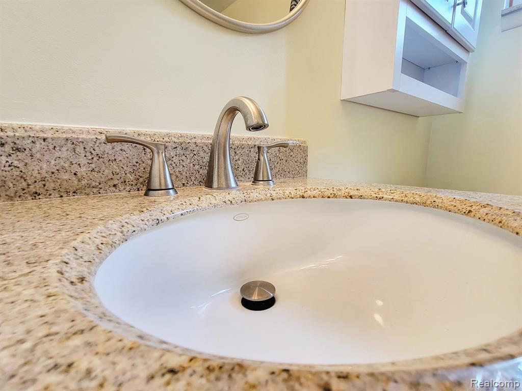 42608 Somerset, Canton, MI 48187 — Photo 31