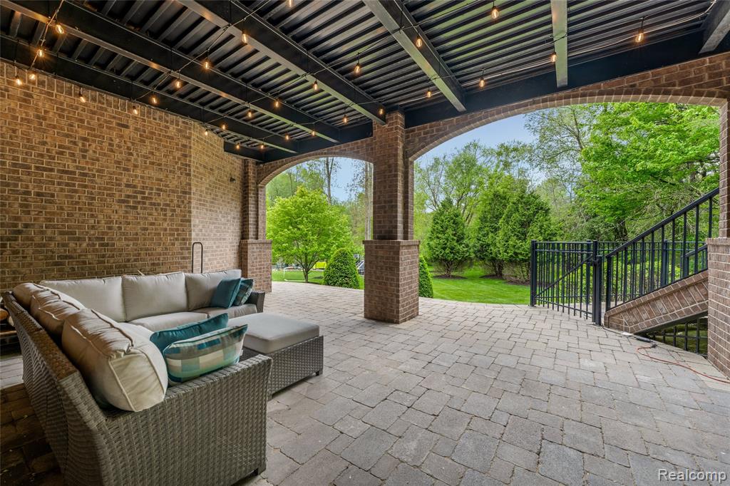 2761 Plum Creek Drive, Oakland, MI — Photo 45