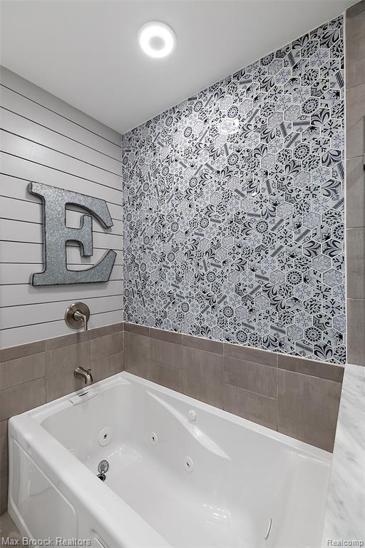 1933 Lone Pine Road, Bloomfield Hills, MI 48302 — Photo 31