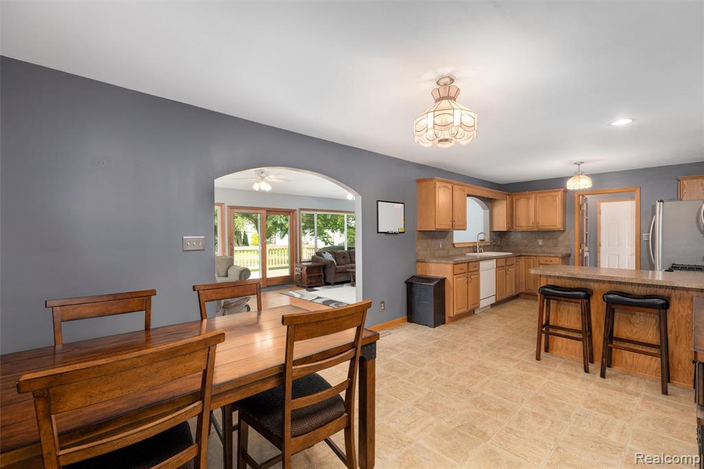709 Baywood Lane, Davison, MI 48423 — Photo 7