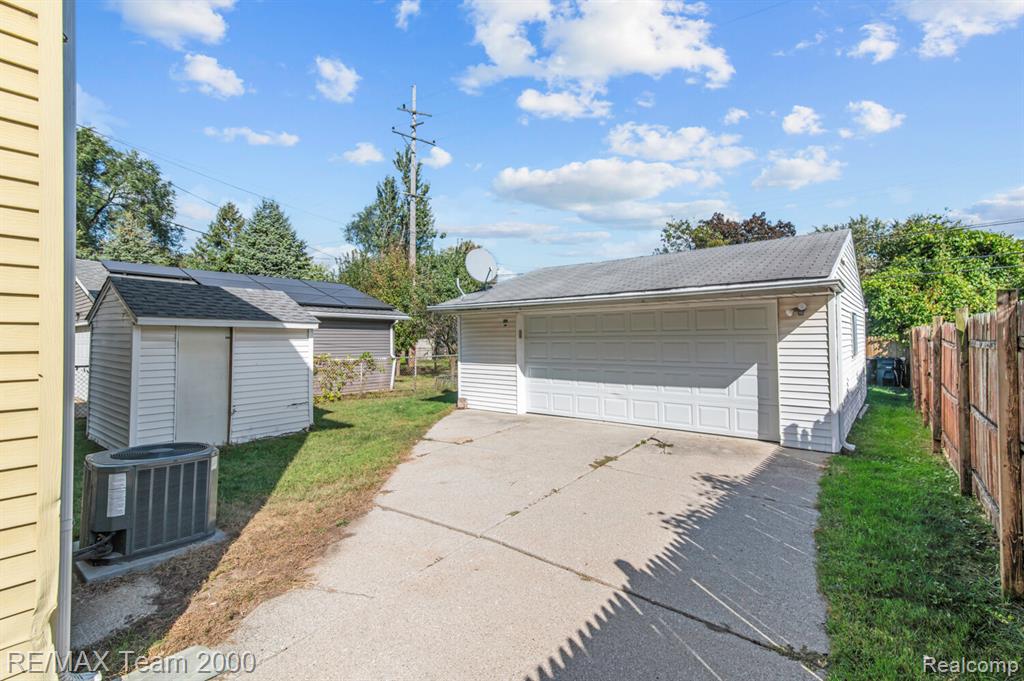 6363 McGuire Street, Taylor, MI 48180 — Photo 24