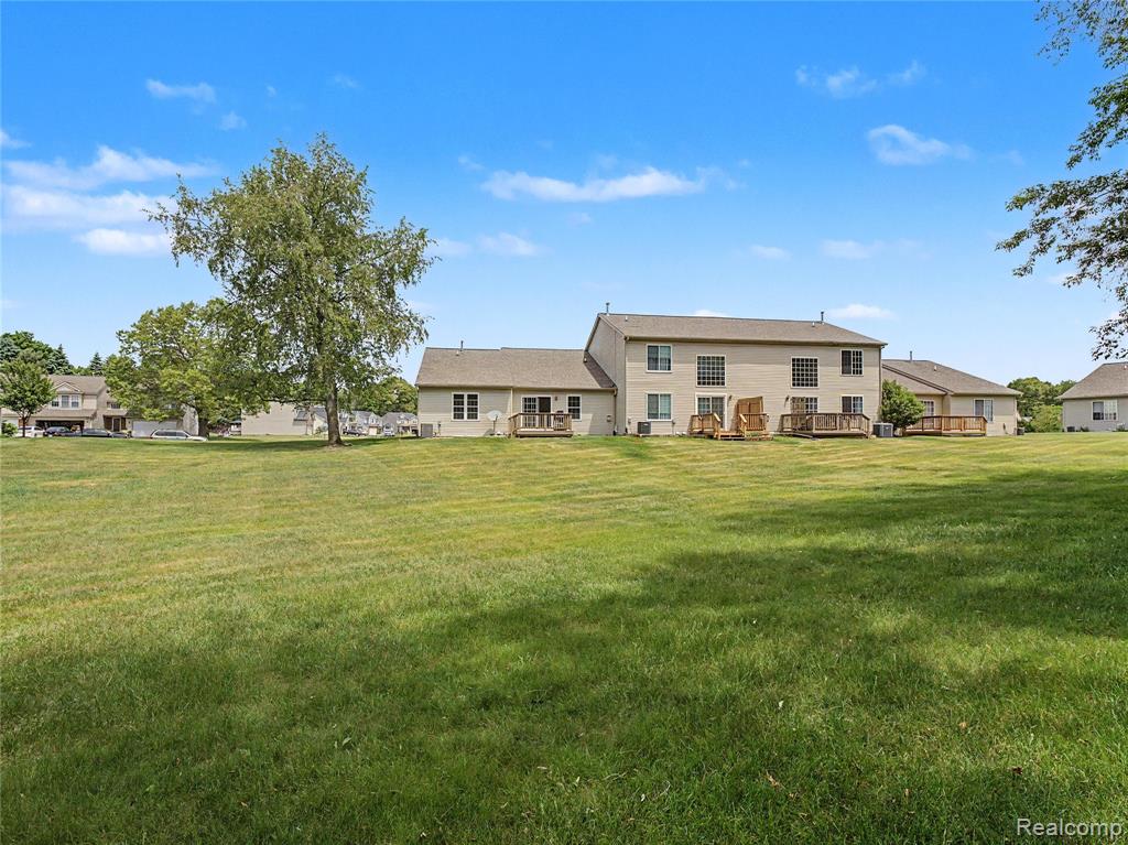 2263 Crystal Crossing Drive, Howell, MI 48843 — Photo 34