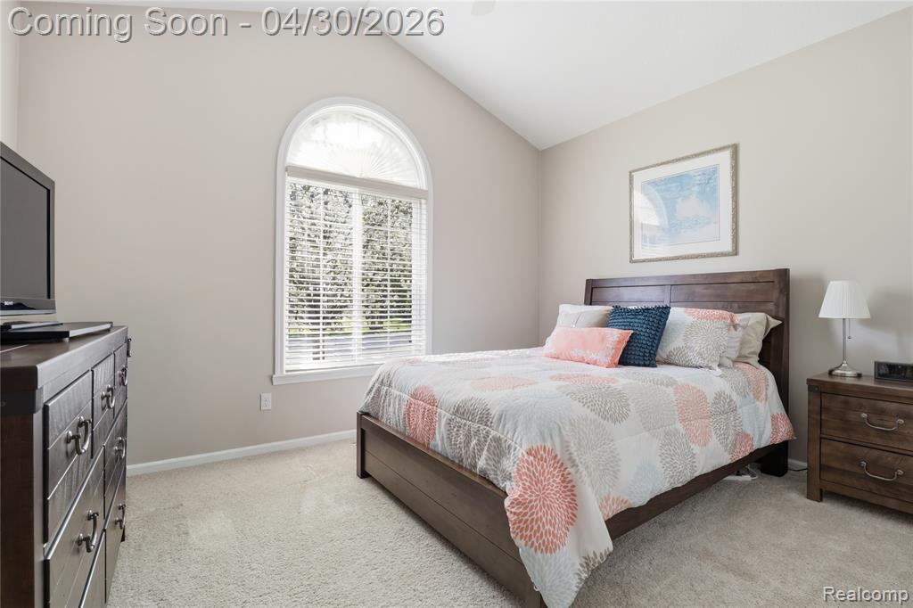 9031 Hidden Oaks Drive, Grand Blanc, MI 48439 — Photo 22