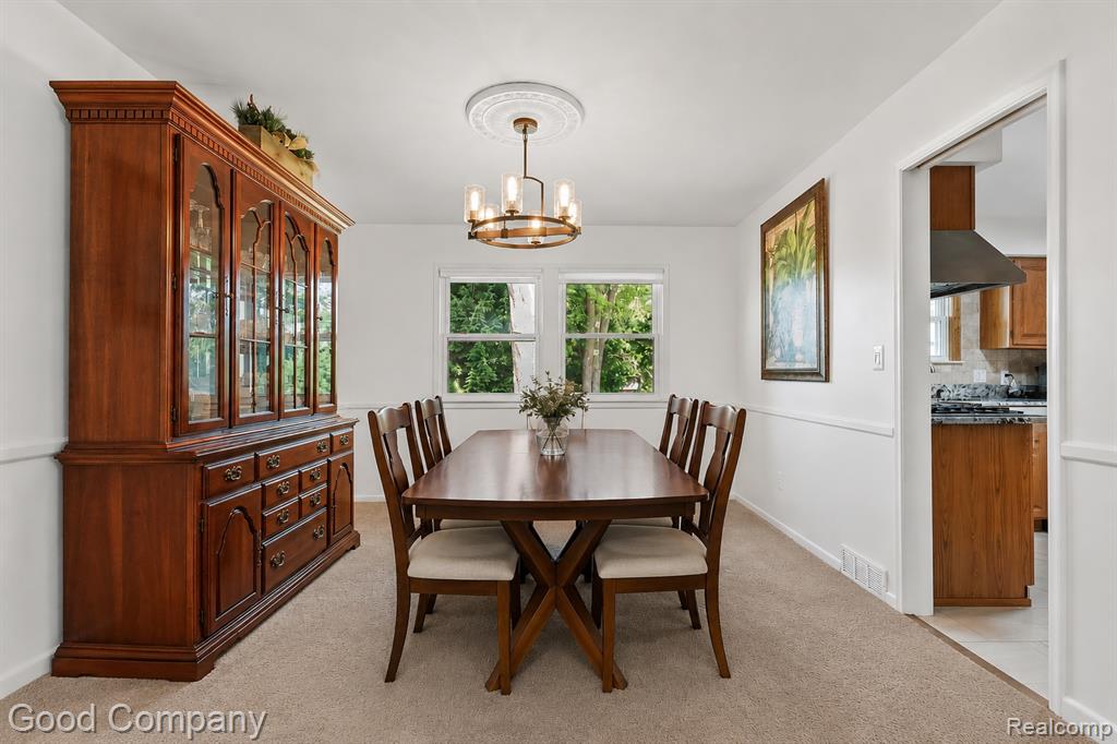 833 Cobblestone Drive, Rochester Hills, MI 48309 — Photo 11