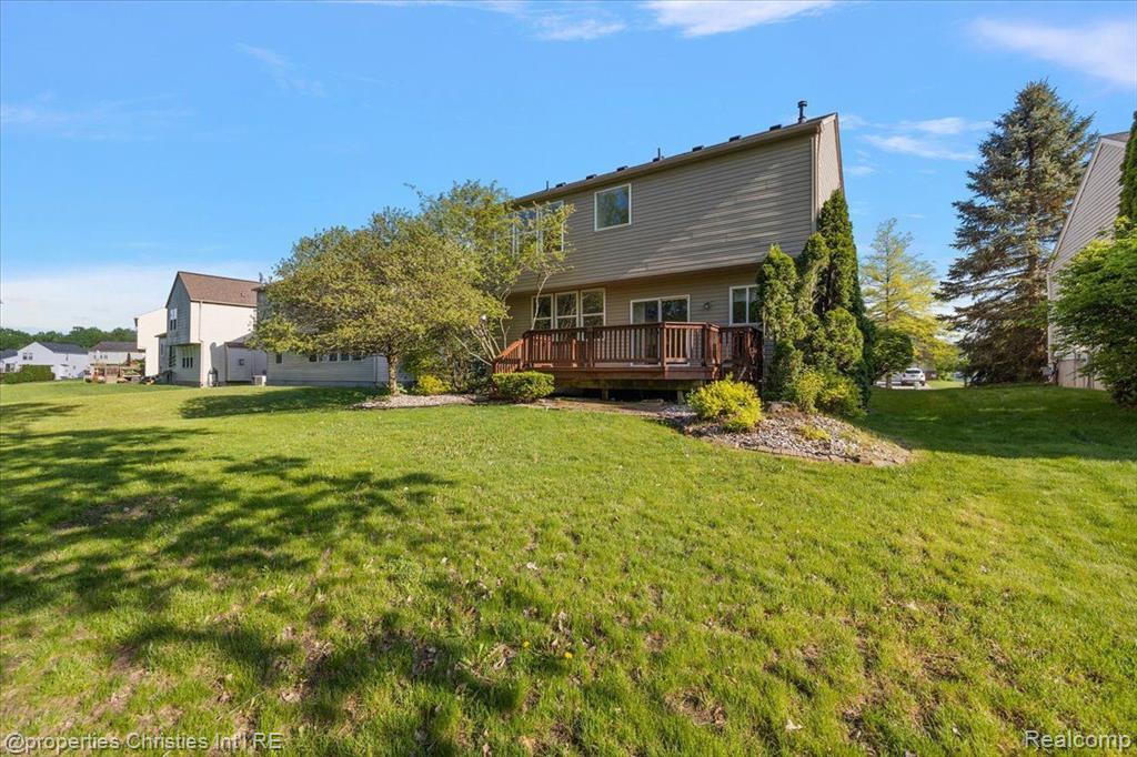 9773 RAVENSHIRE Drive, Ypsilanti, MI 48198 — Photo 48